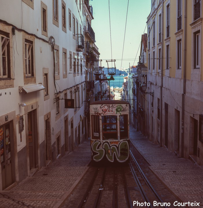 Lisbonne_fuji_provia_yashicamat